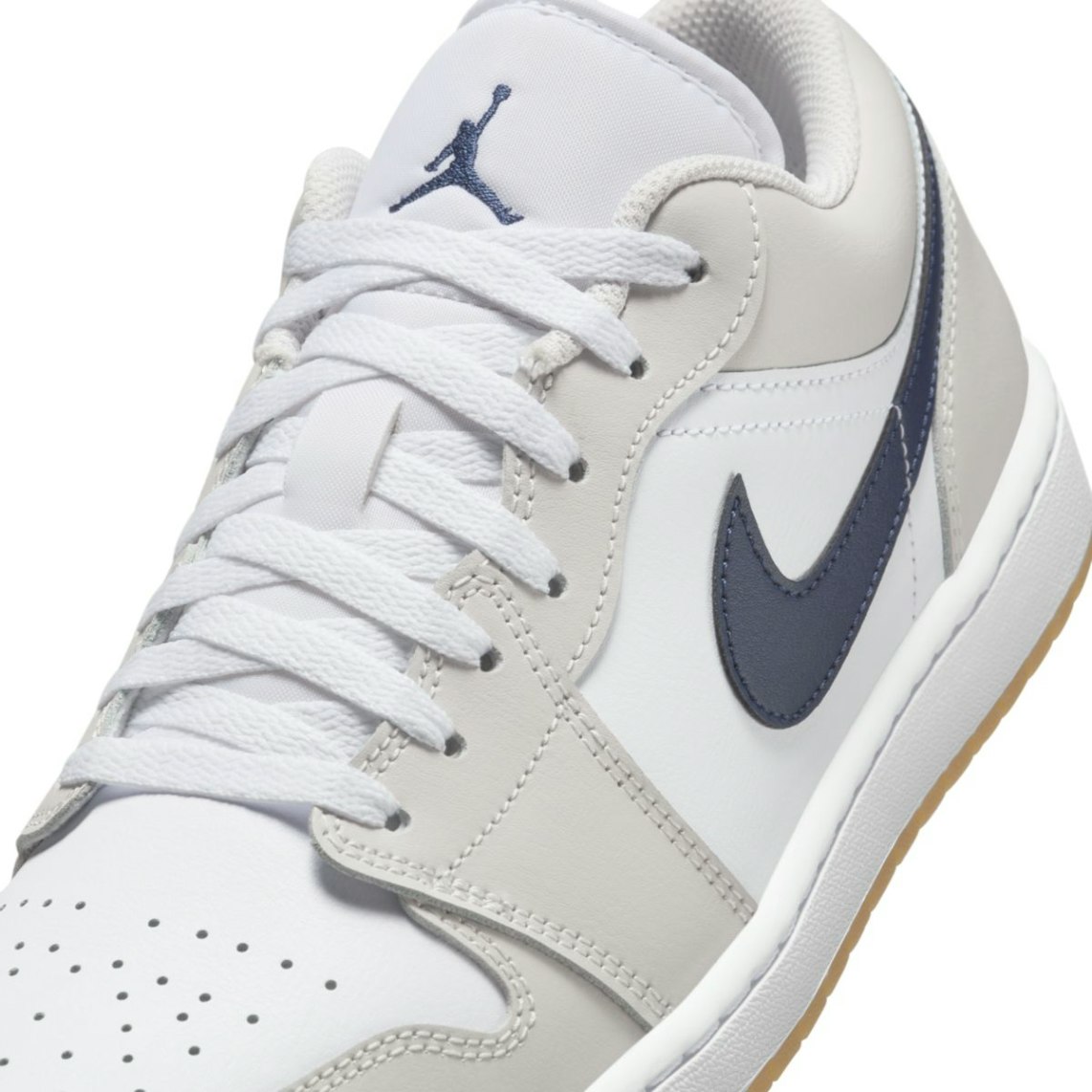 Air Jordan 1 Low "Midnight Navy"
