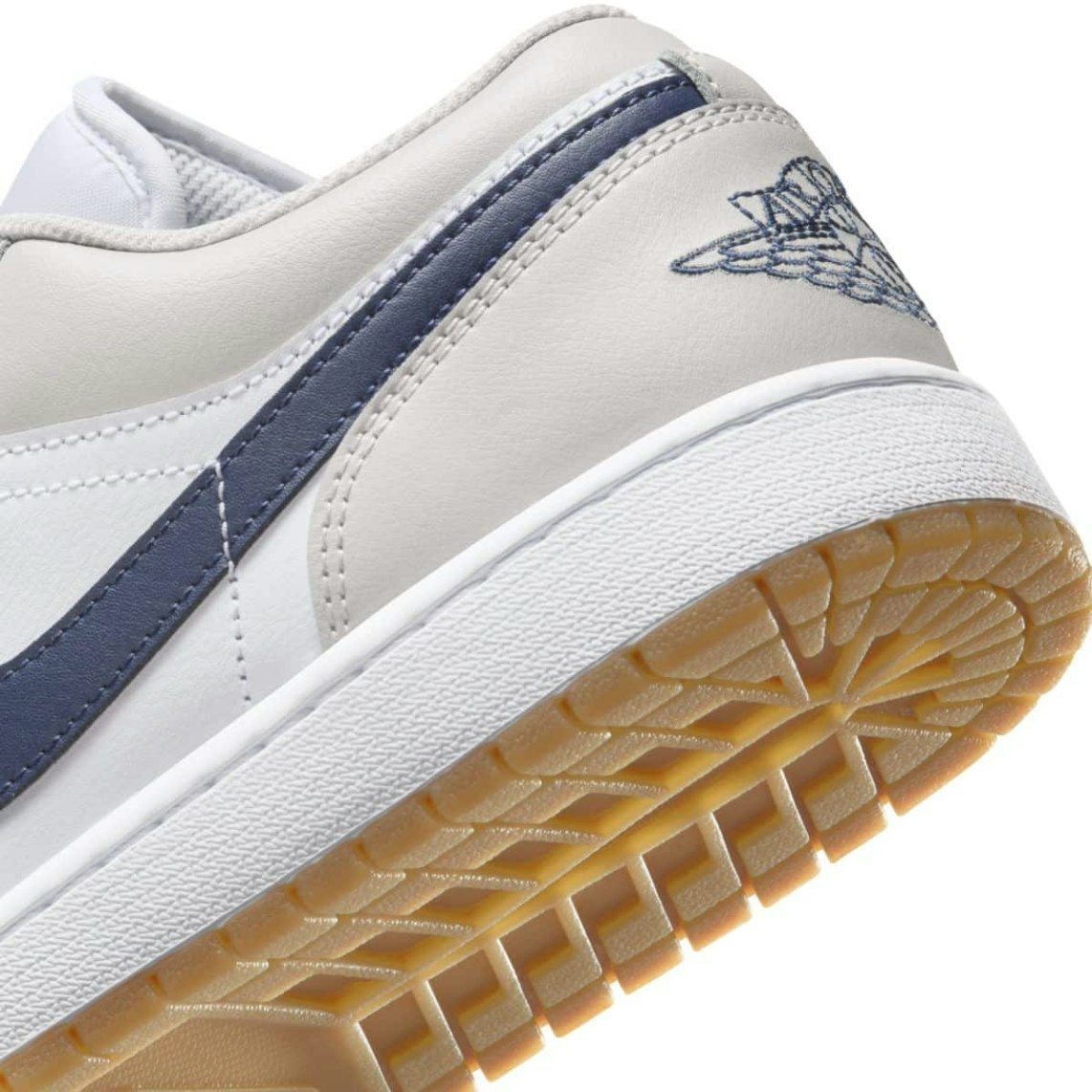 Air Jordan 1 Low "Midnight Navy"