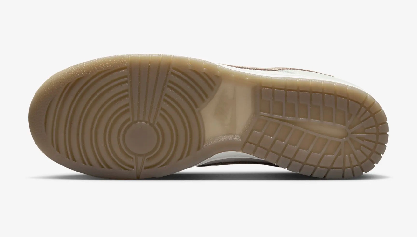 Nike Dunk Low PRM "Phantom Khaki" Nike Dunk Low PRM "Phantom Khaki"