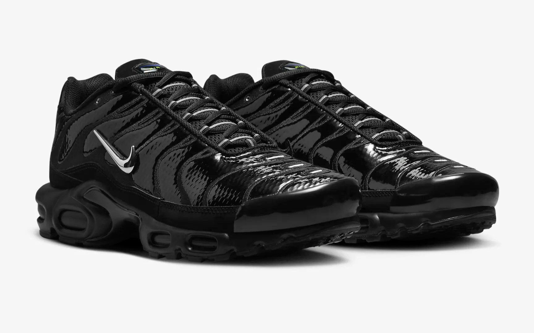 Nike Air Max Plus TN "Black Chrome"