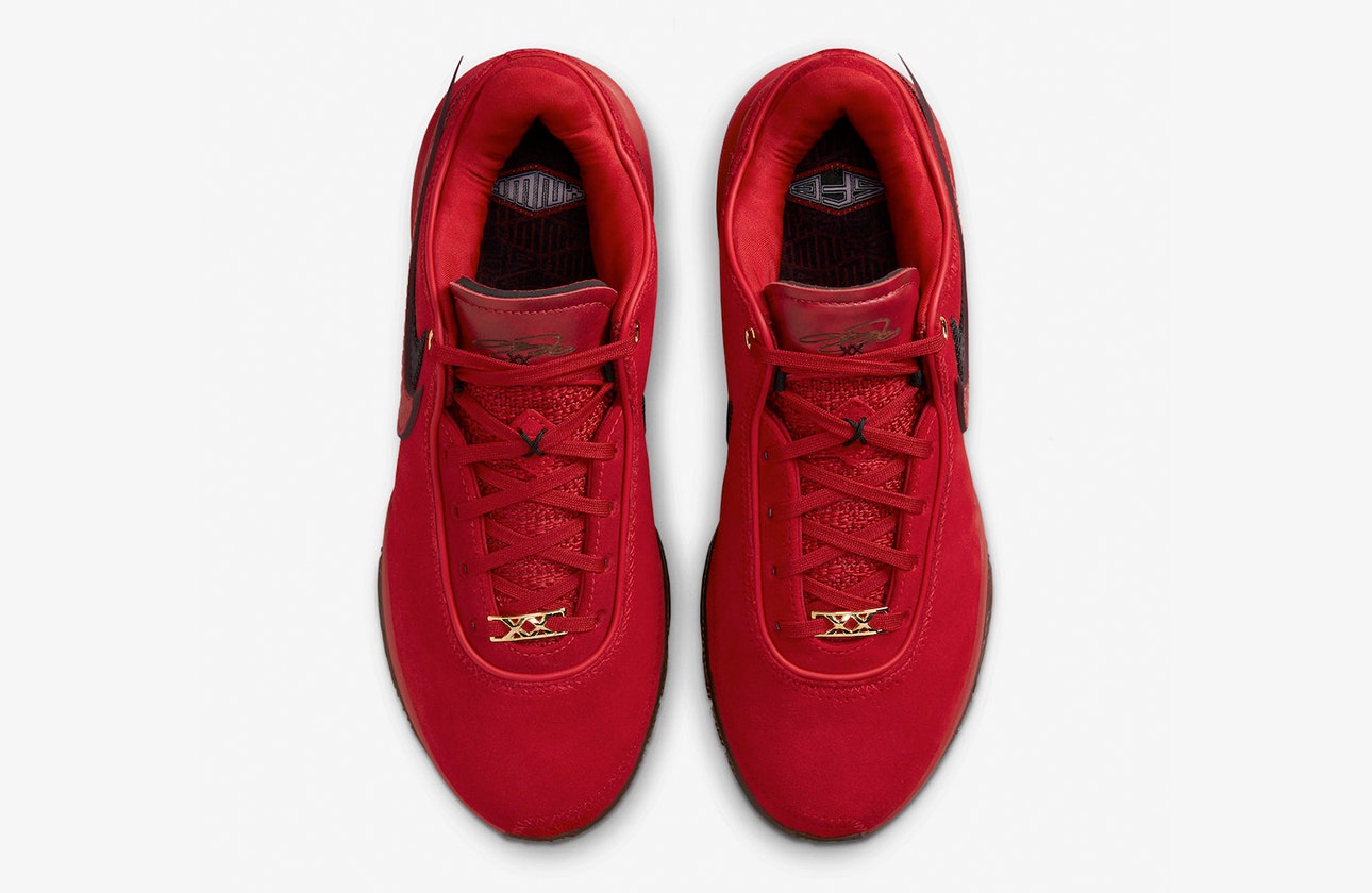 FC Liverpool x Nike LeBron 20 "Burgundy Crush"