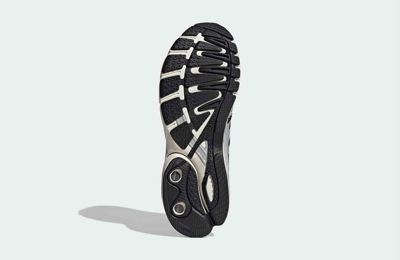 adidas AdiStar Control 5 "Black Metallic"