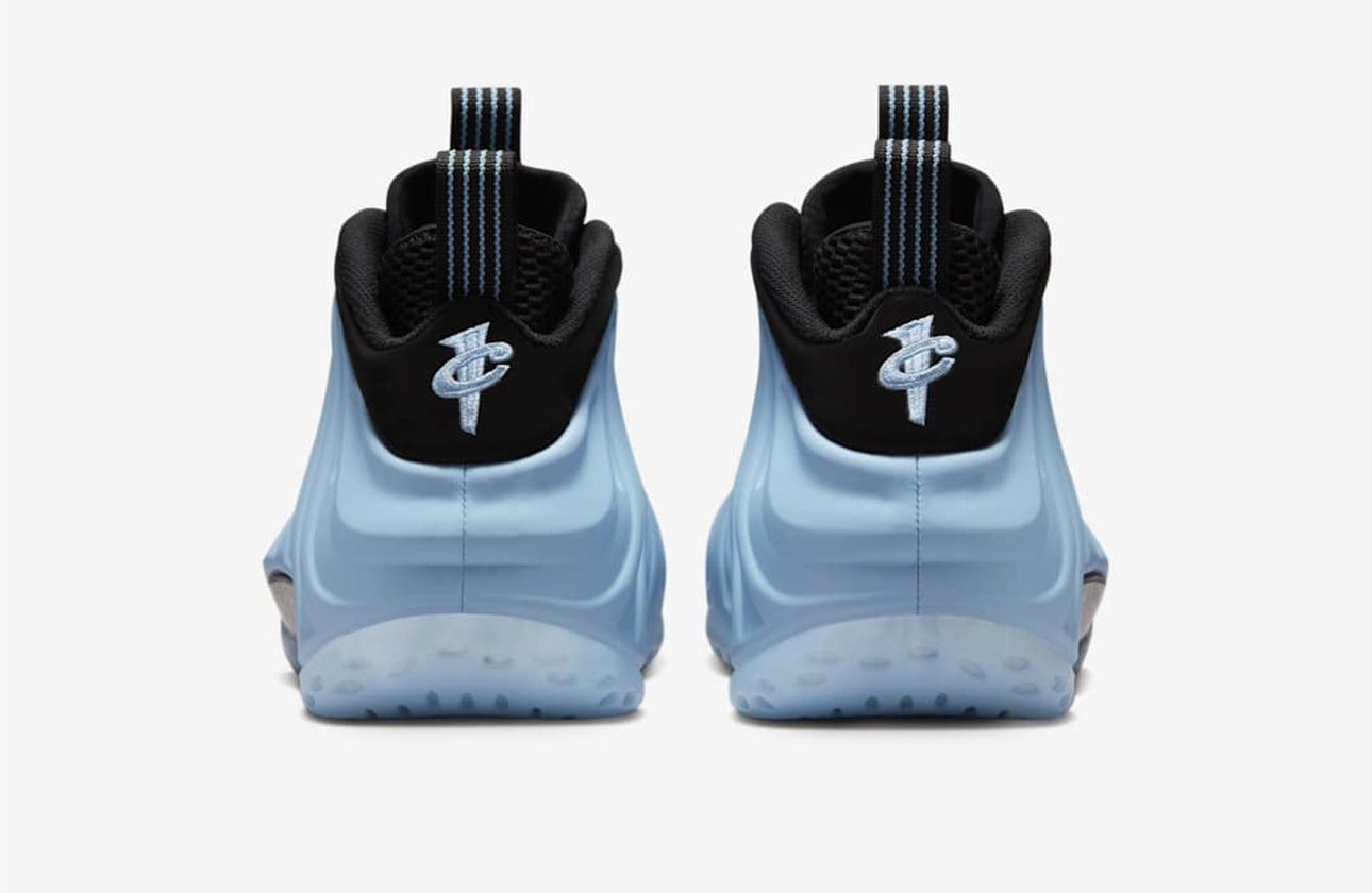 Nike Air Foamposite One "Psychic Blue"