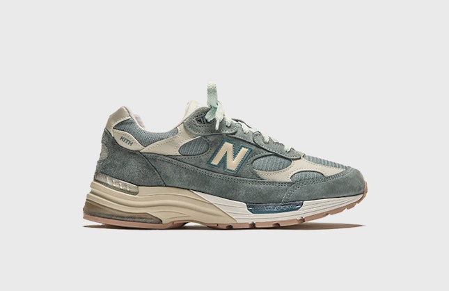 Kith x New Balance 992 "Made in USA" (Osaka Pack)