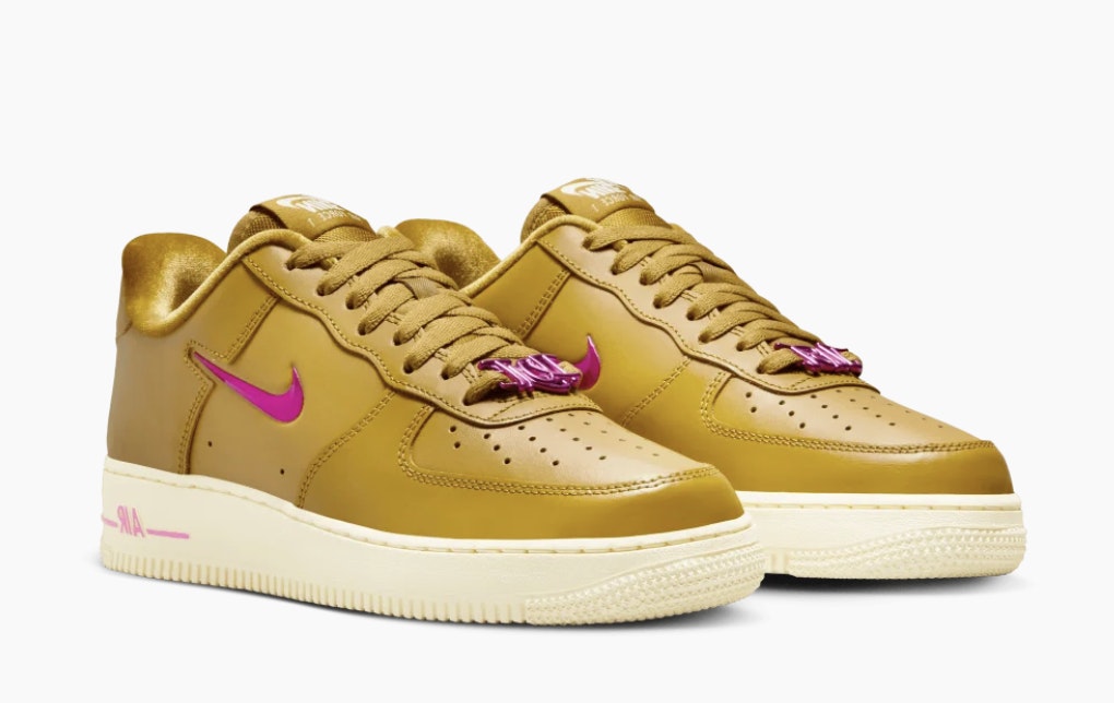 Nike Air Force 1 ’07 SE "Just Do It" (Bronzine)