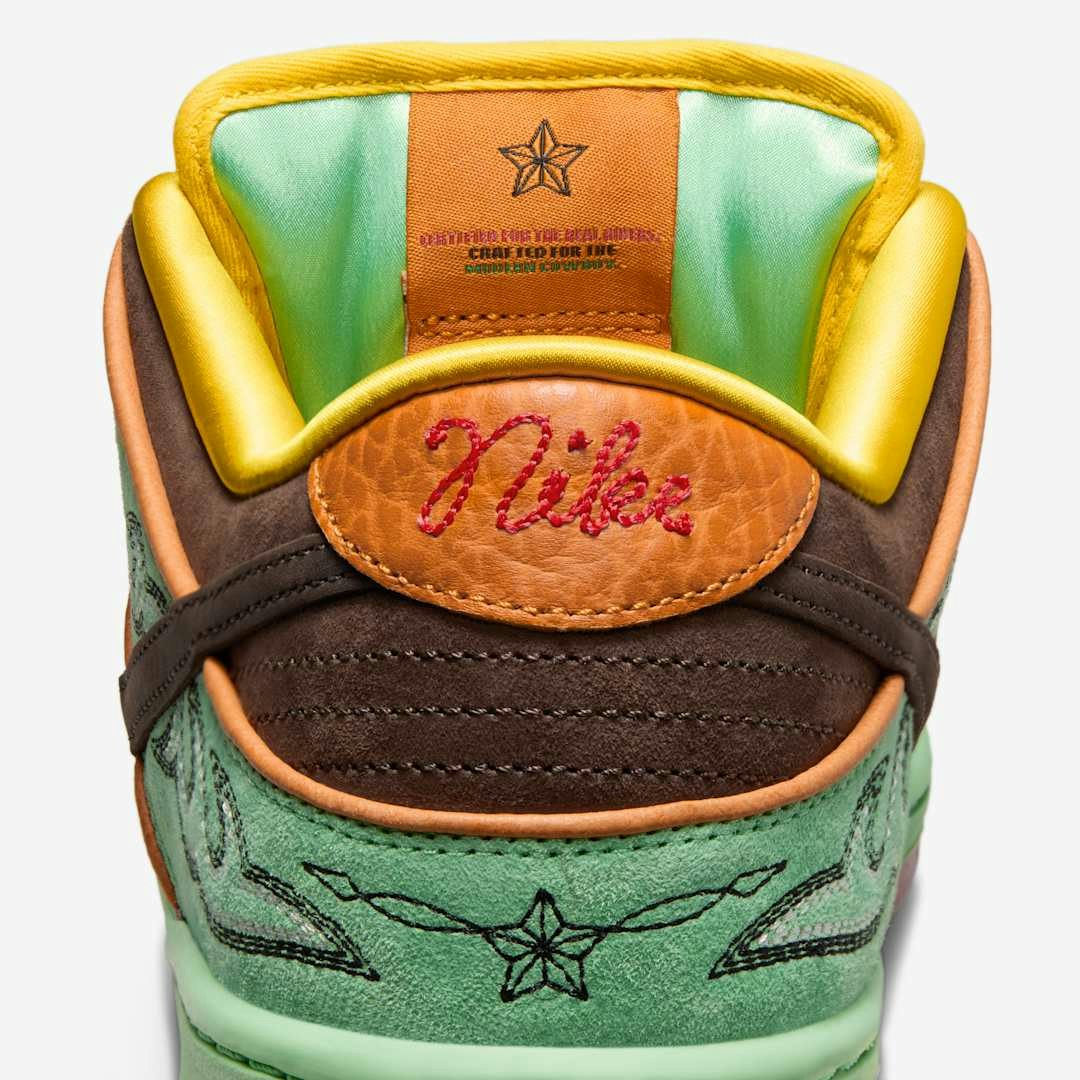 Nike SB Dunk Low "BHM"
