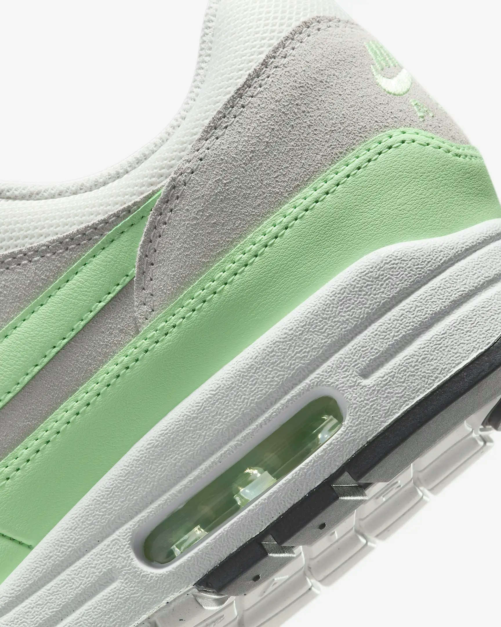 Nike Air Max 1 "Vapor Green"