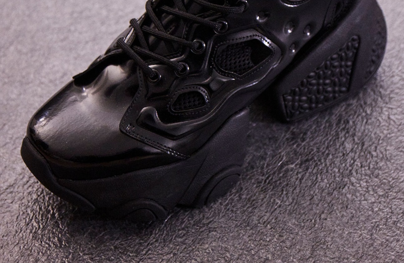 noir kei ninomiya x Reebok Instapump Fury