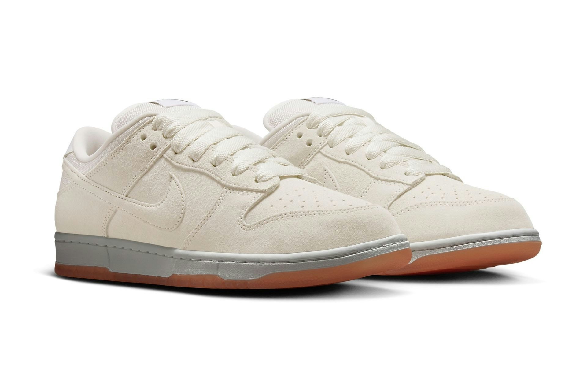 Nike SB Dunk Low Pro B "Pale Ivory"