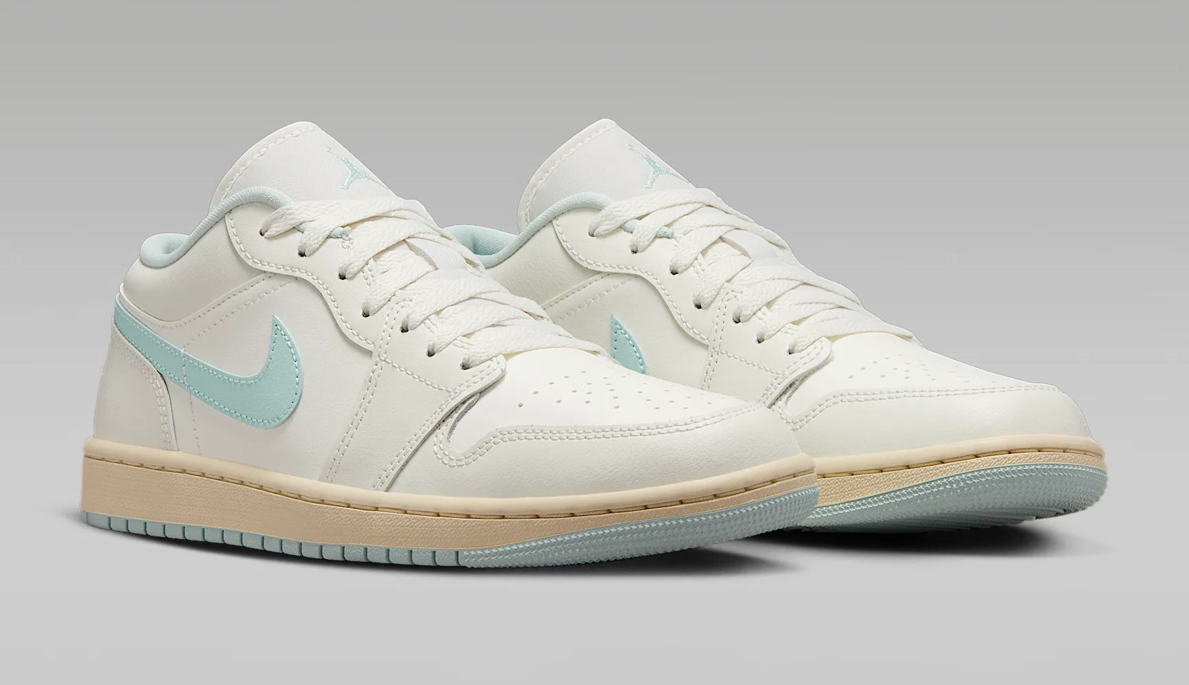 Air Jordan 1 Low "Igloo"