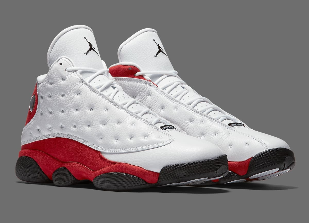Air Jordan 13 "Chicago"