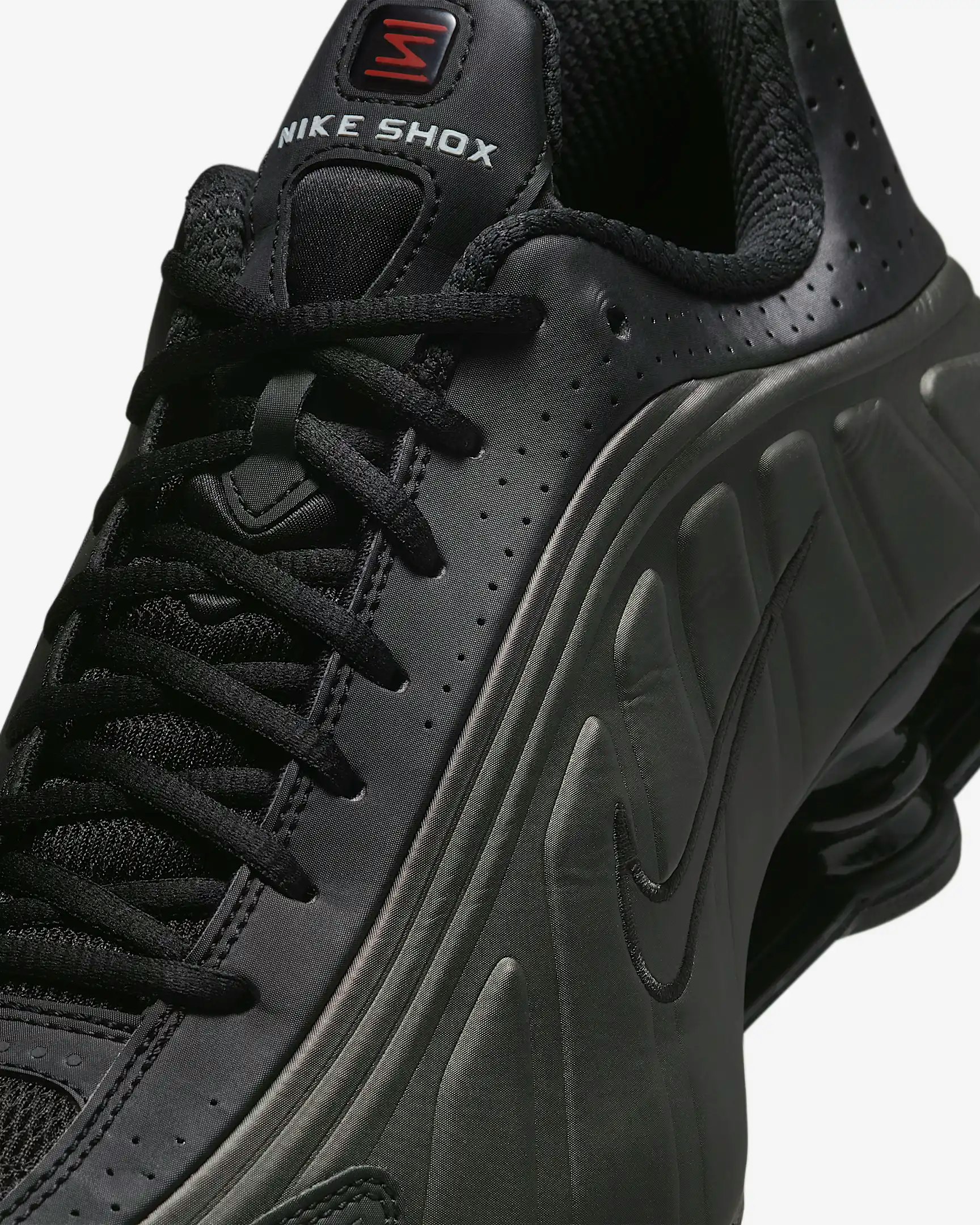 Nike Shox R4 "Black Bright Crimson"
