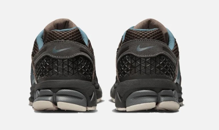 Nike Zoom Vomero 5 "Baroque Brown"