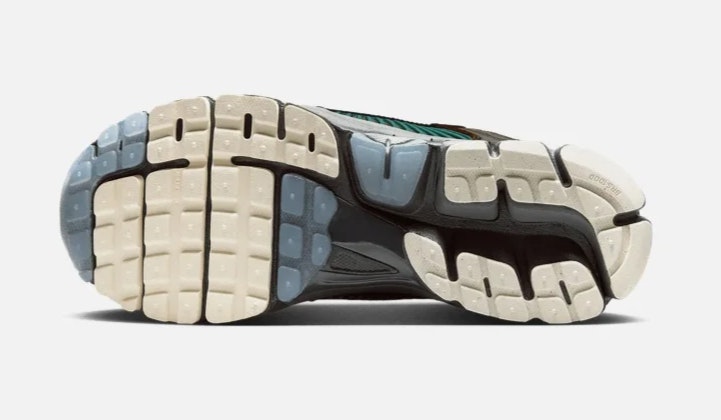 Nike Zoom Vomero 5 "Baroque Brown"
