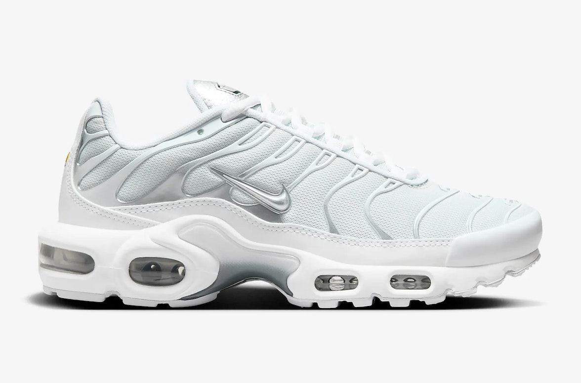 Nike Air Max Plus "Metallic White"
