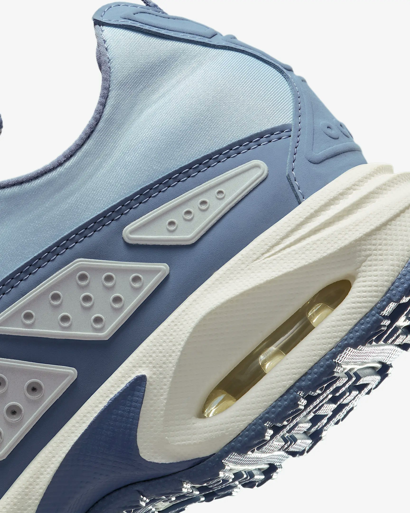 Nike Air Max SNDR "Blue Tint"