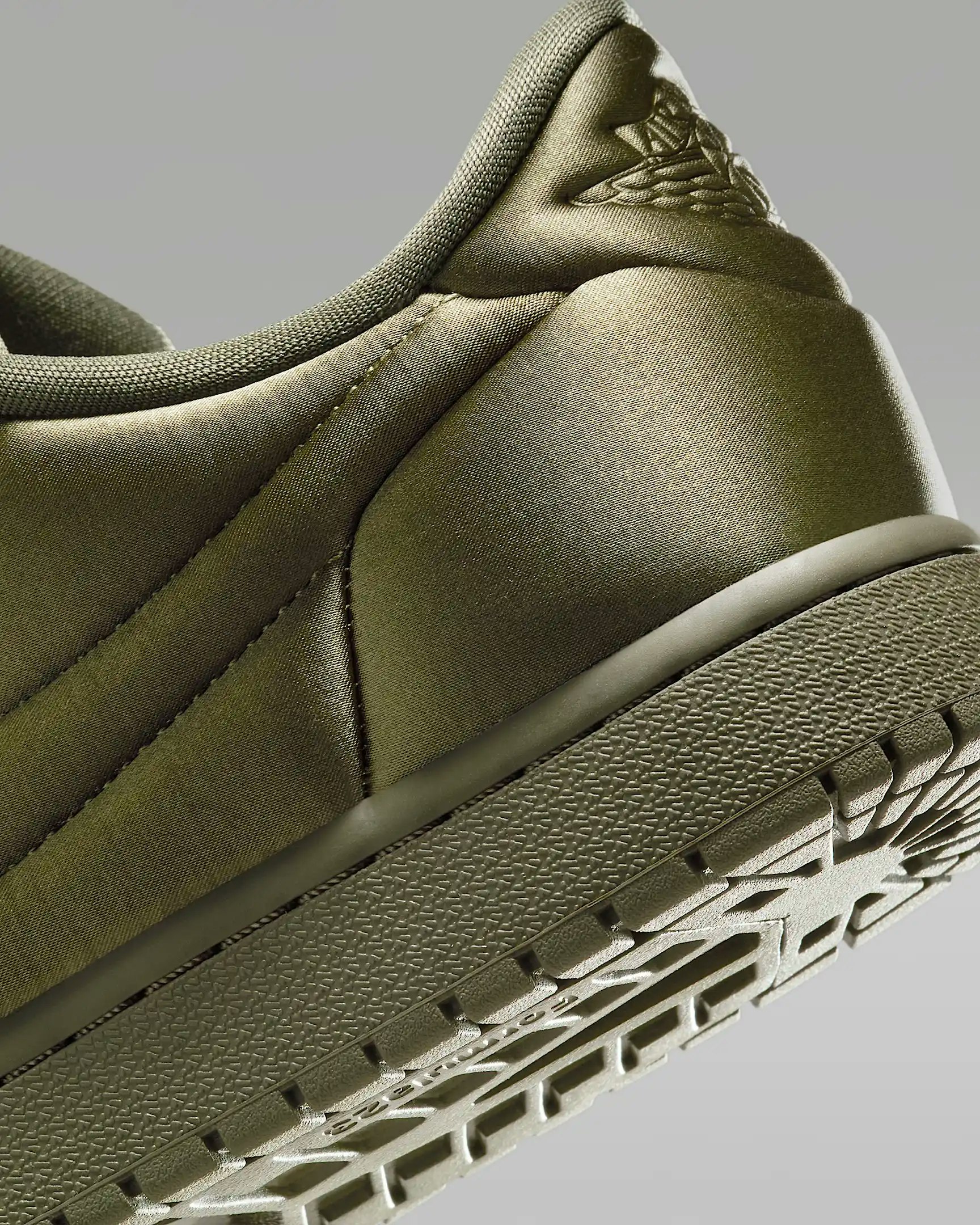 Air Jordan 1 Low "Method of Make" (Medium Olive)