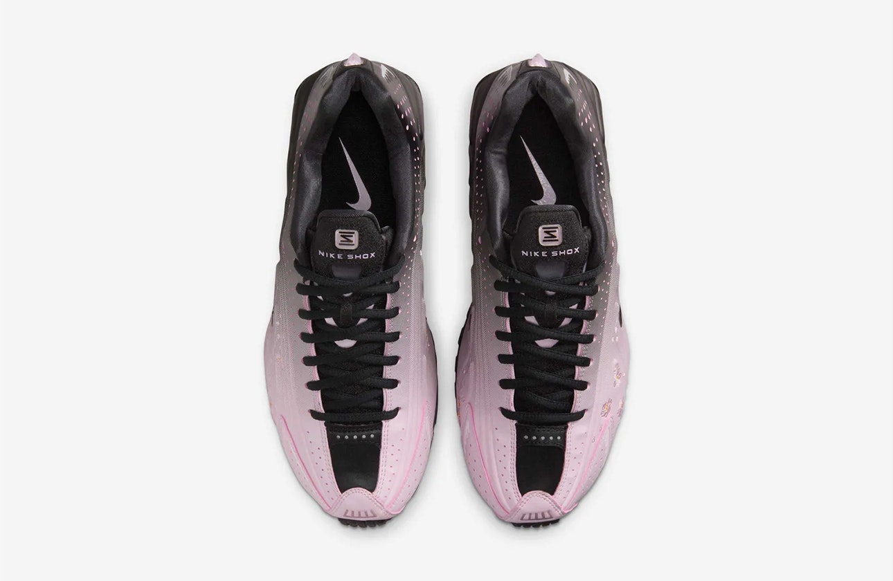 Nike Shox R4 "Sakura"