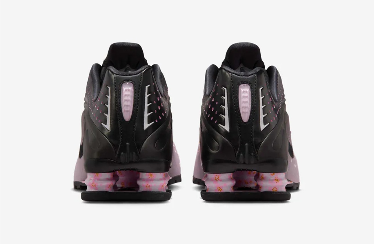 Nike Shox R4 "Sakura"