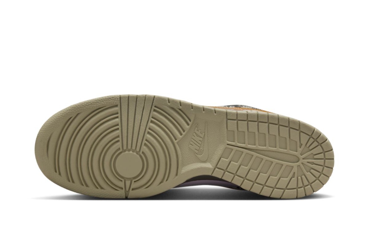 Nike Dunk Low "Digital Camo"