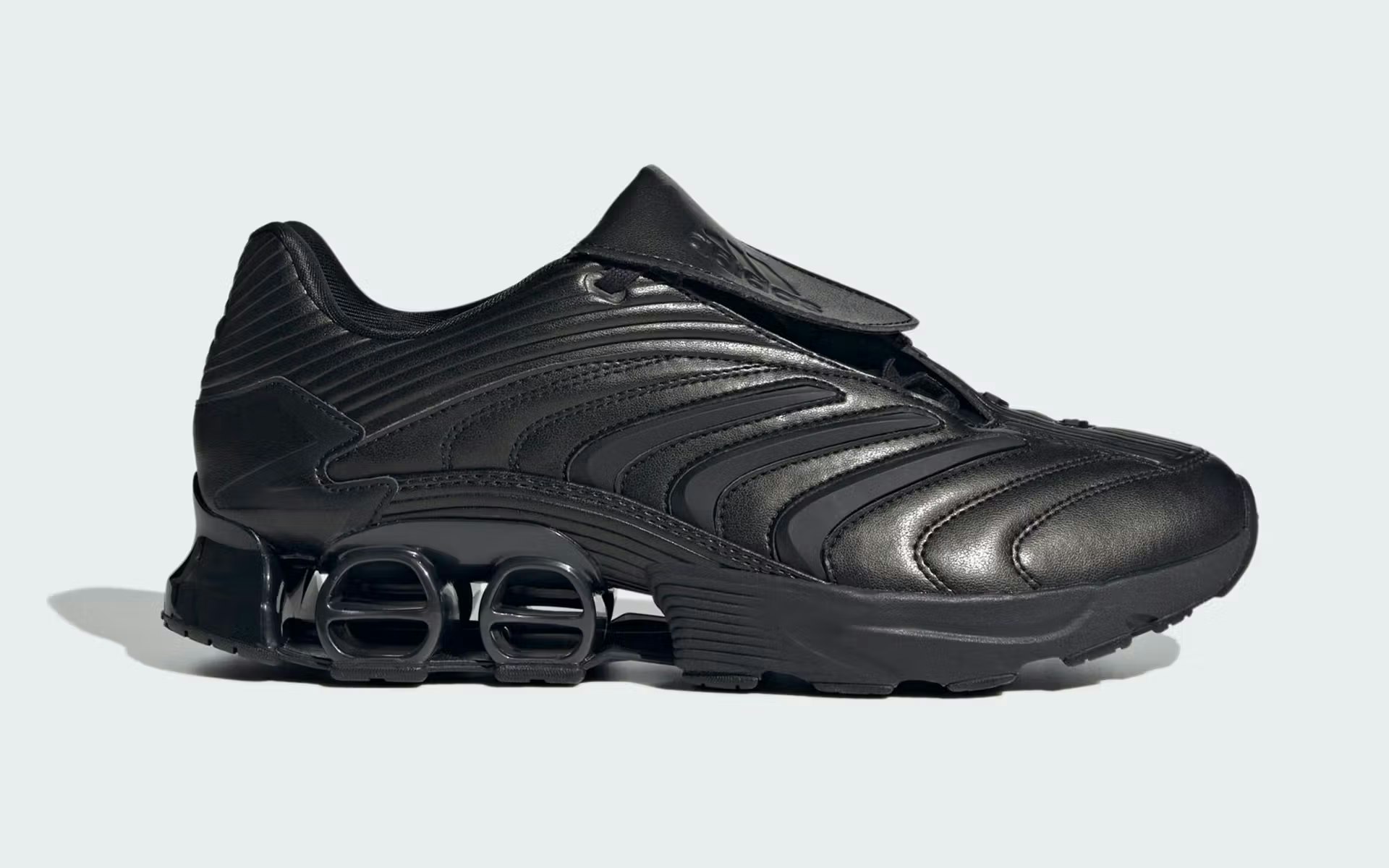 adidas Predator Megaride "Core Black"