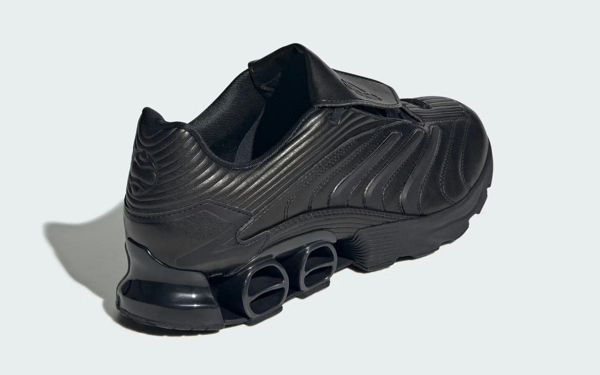adidas Predator Megaride "Core Black"