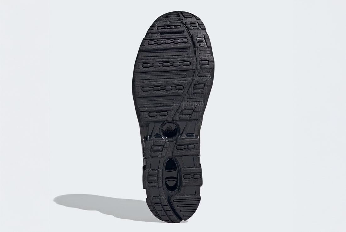 adidas Predator Megaride "Core Black"