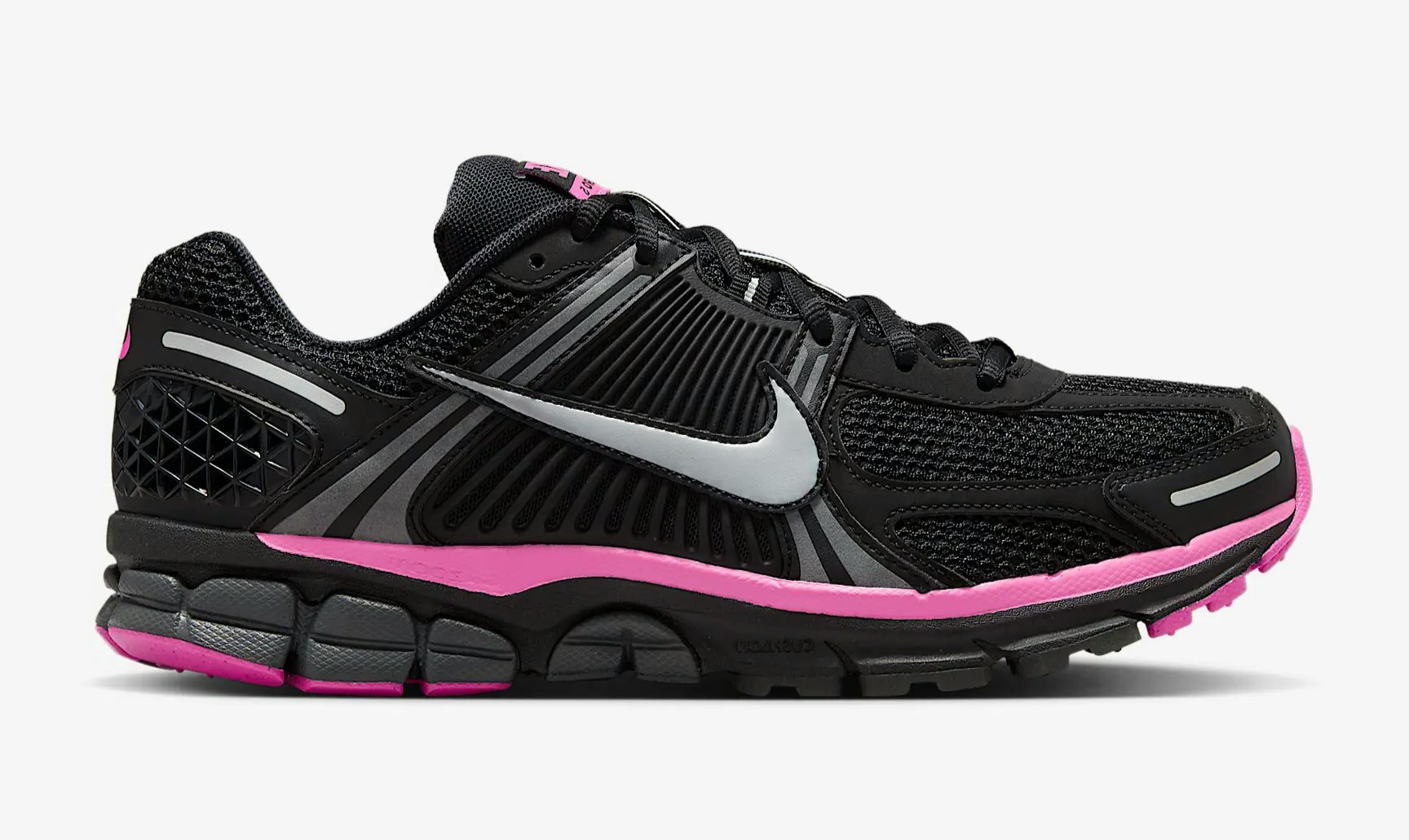 Nike Zoom Vomero 5 "Black Pink"
