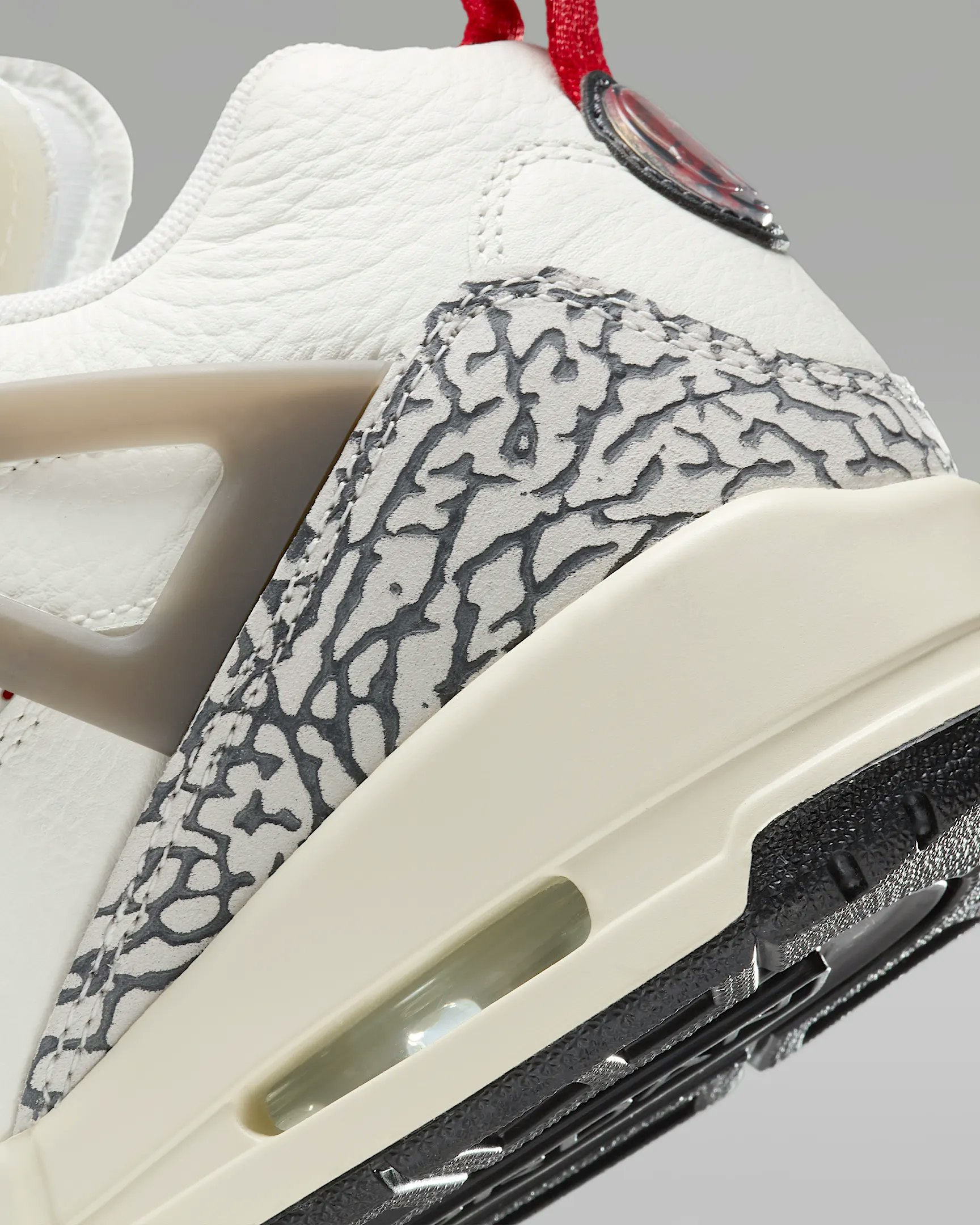 Jordan Spizike Low "Sail"