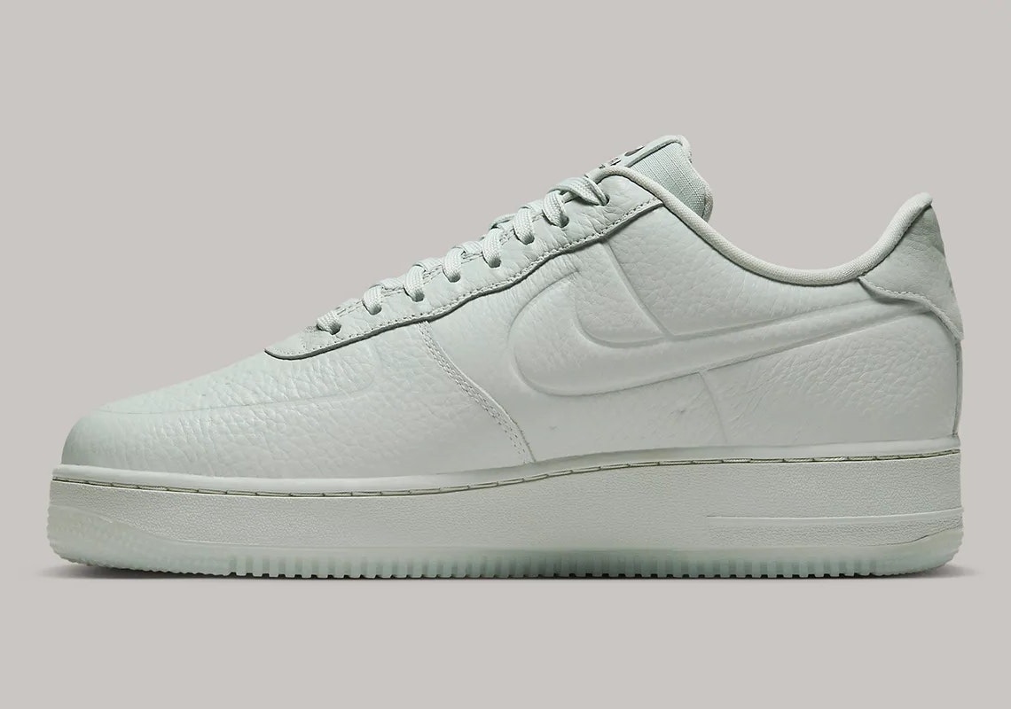 Nike Air Force 1 Low WP "Light Silver"