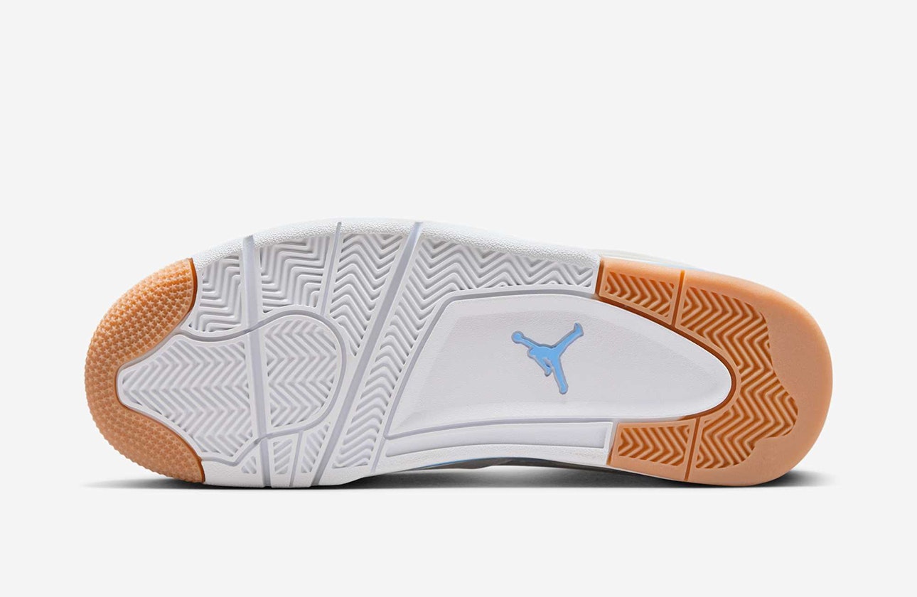 Air Jordan 4 RM "Legend Blue"