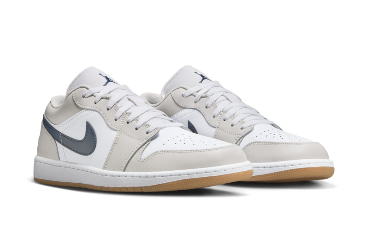 Air Jordan 1 Low "Midnight Navy"