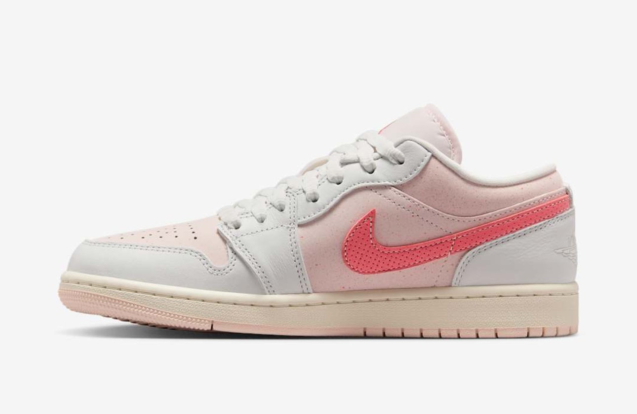 Air Jordan 1 Low "Strawberry Milkshake"