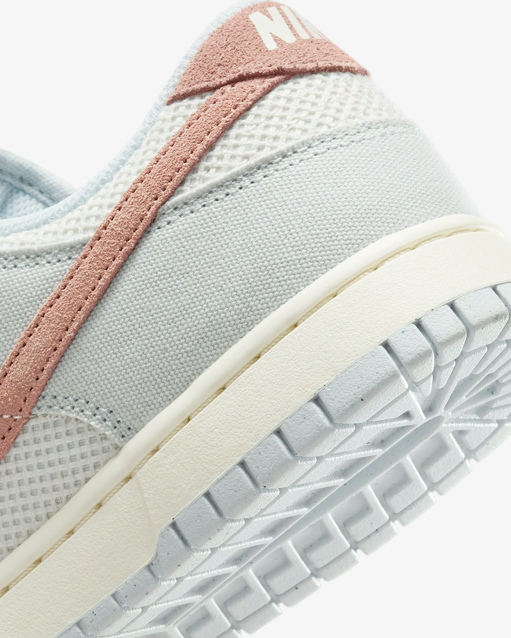 Nike Dunk Low "Fossil Rose"
