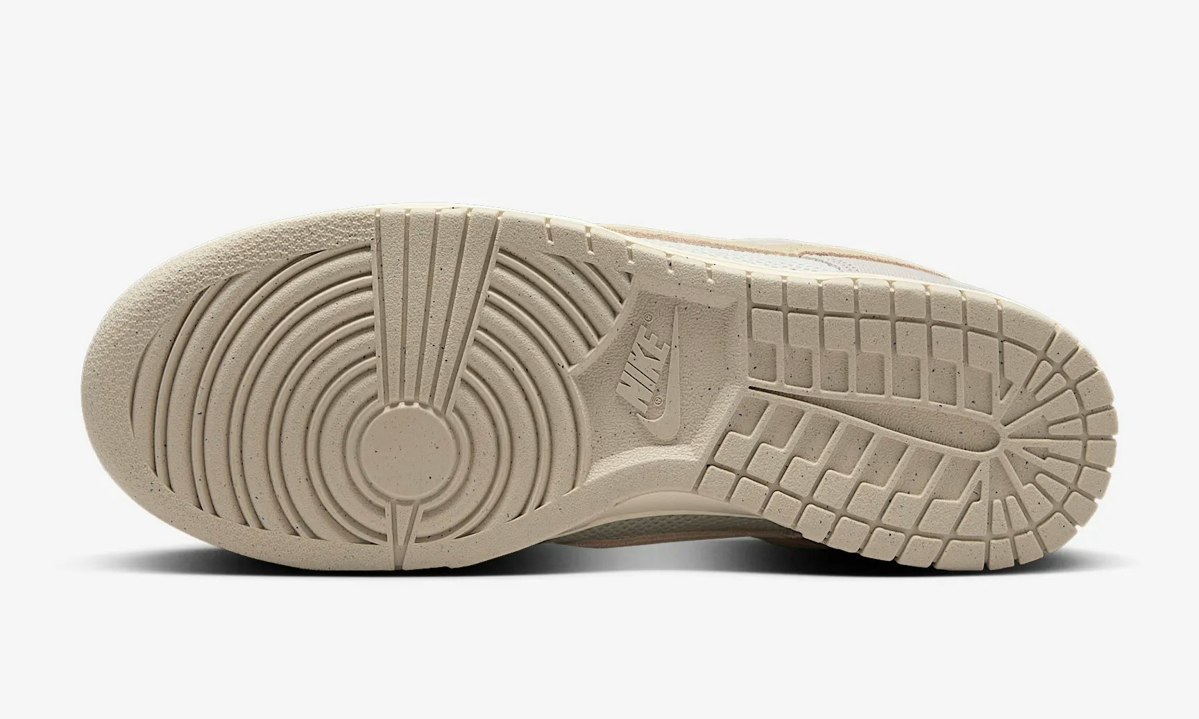 Nike Dunk Low "Light Bone"
