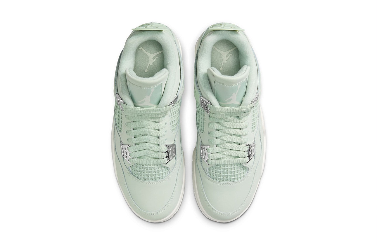Air Jordan 4 Retro "Seafoam"