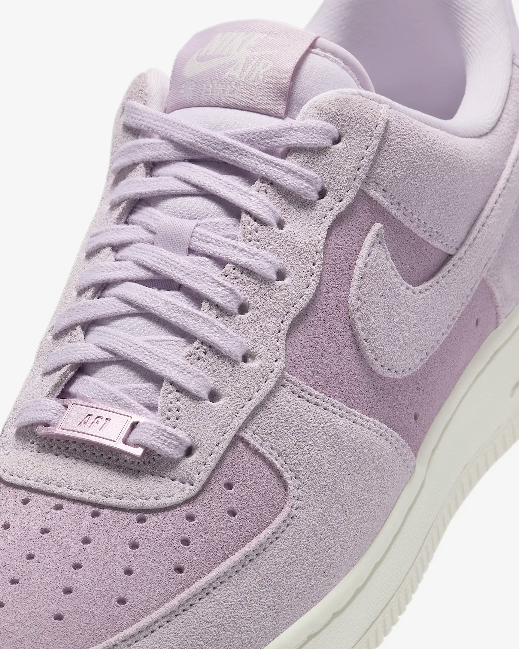 Nike Air Force 1 Low "Doll"