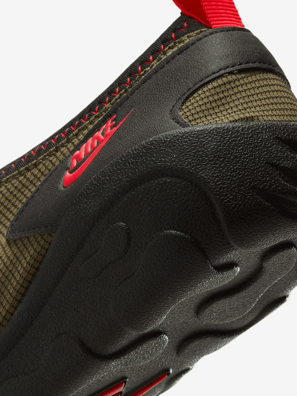 Nike Aqua Turf "Medium Olive"