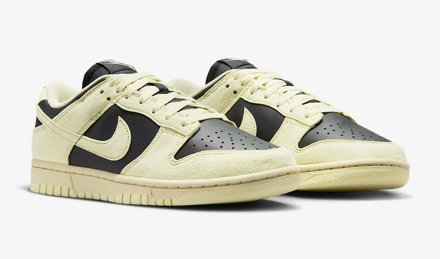 Nike Dunk Low "Alabaster"