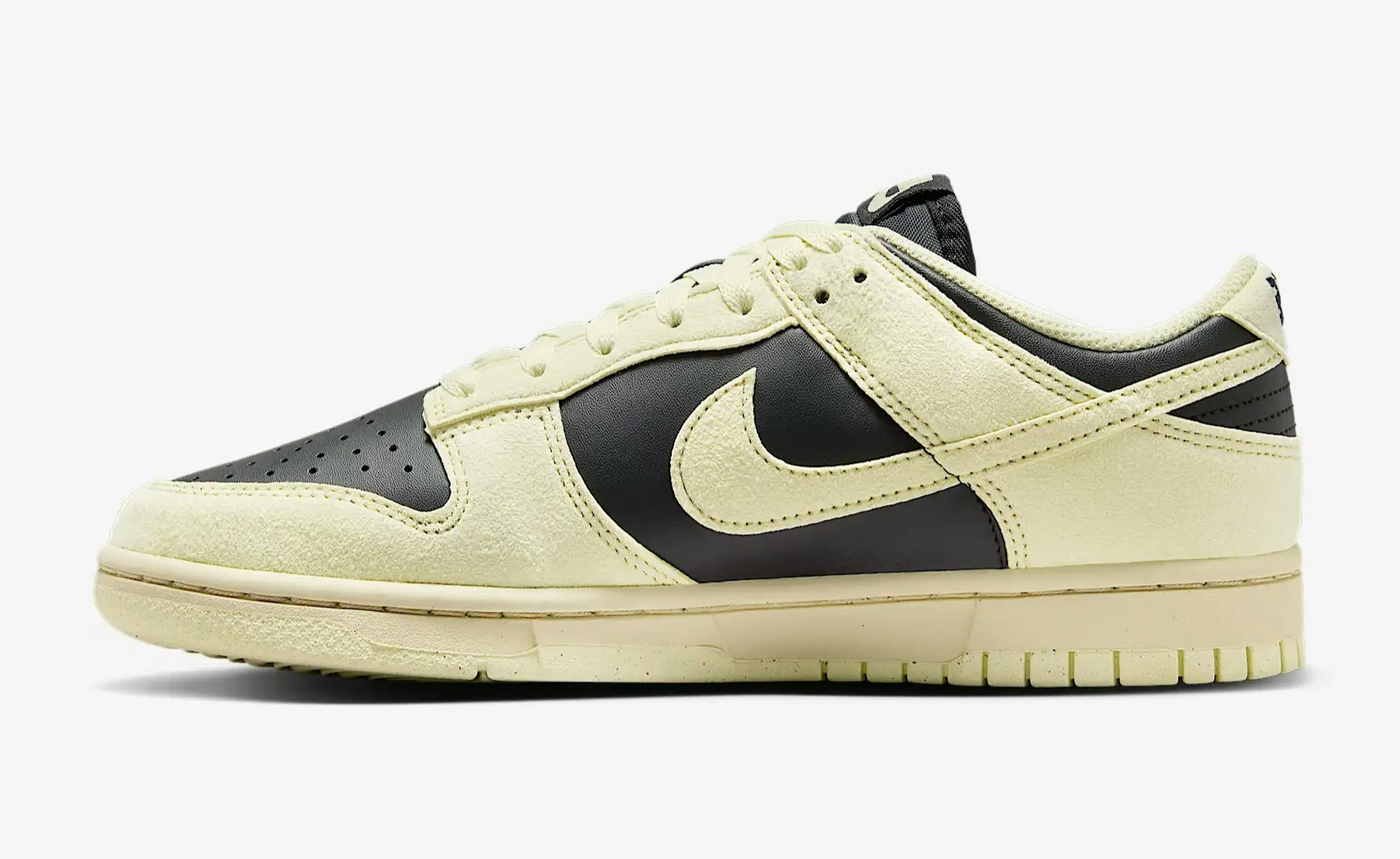 Nike Dunk Low "Alabaster"