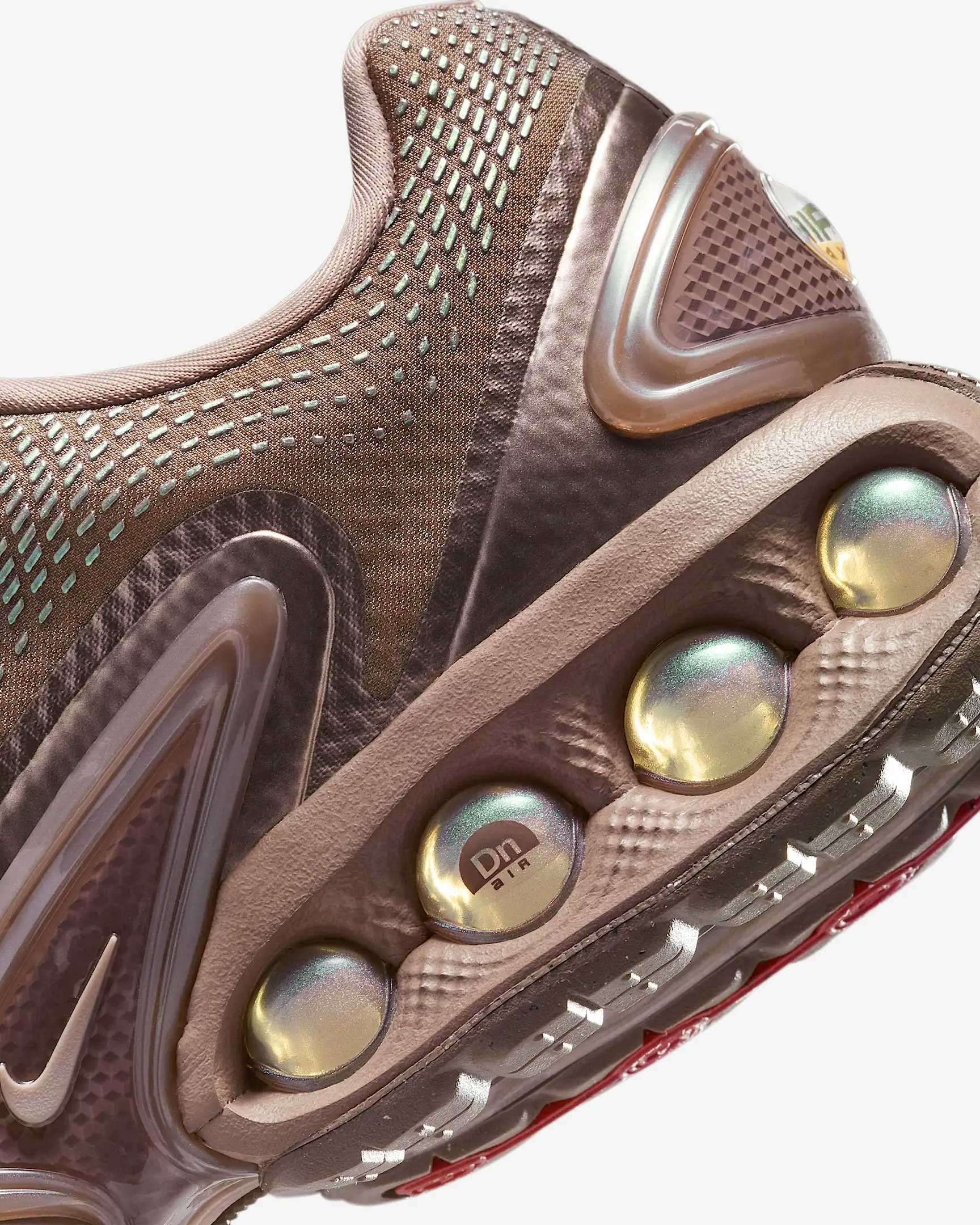 Nike Air Max DN "Mink Brown"