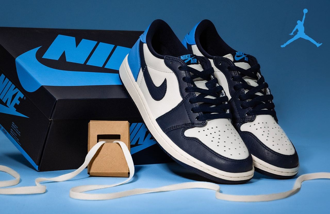 Air Jordan 1 Low OG "Obsidian"