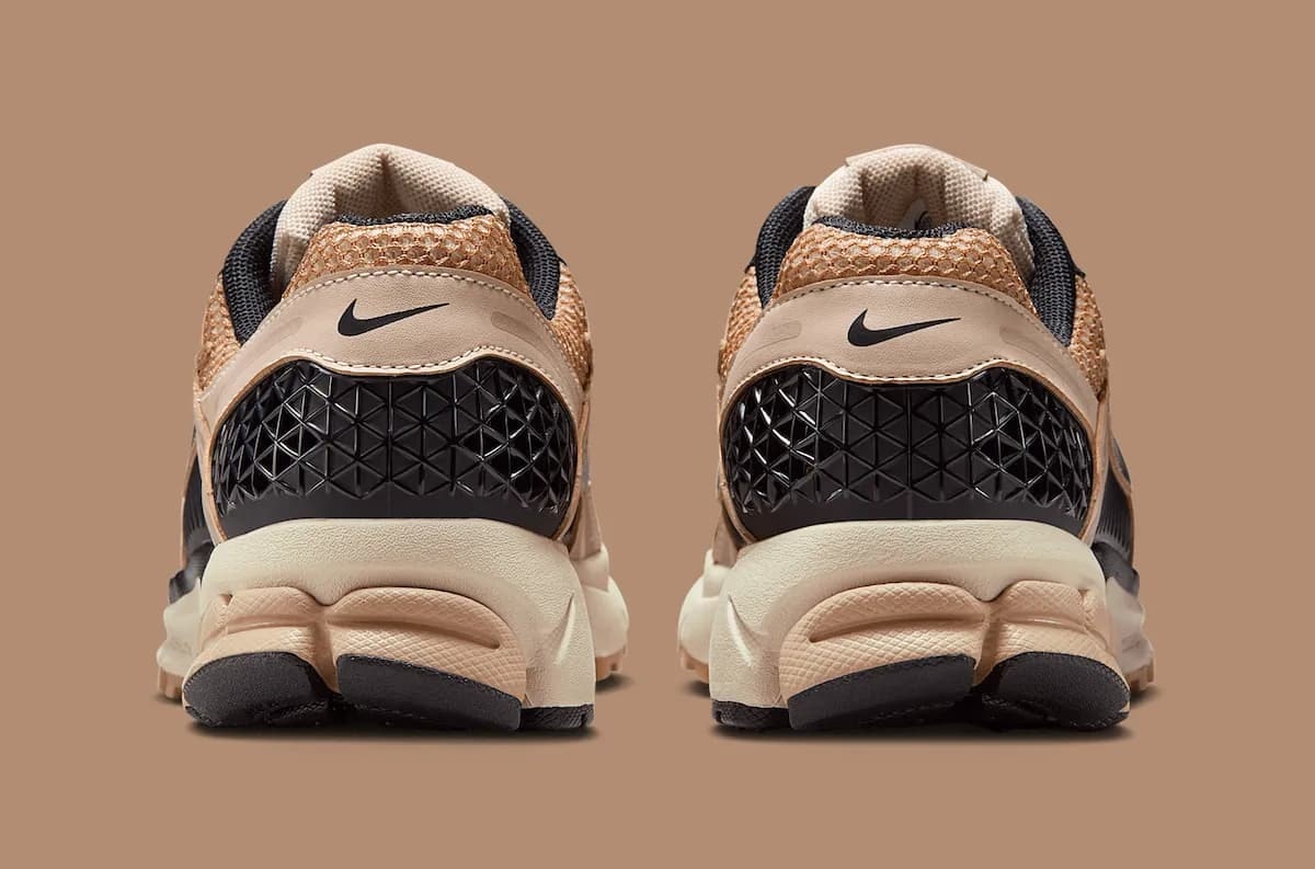 Nike Zoom Vomero 5 "Sanddrift"