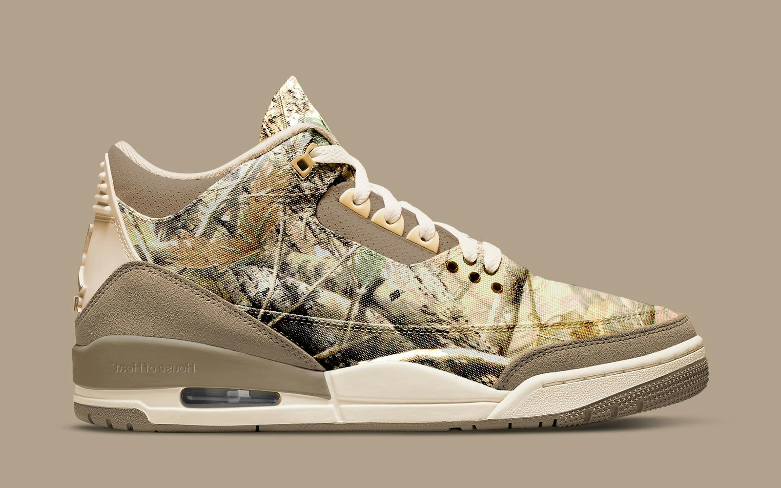 Air Jordan 3 Retro "Realtree Camo"