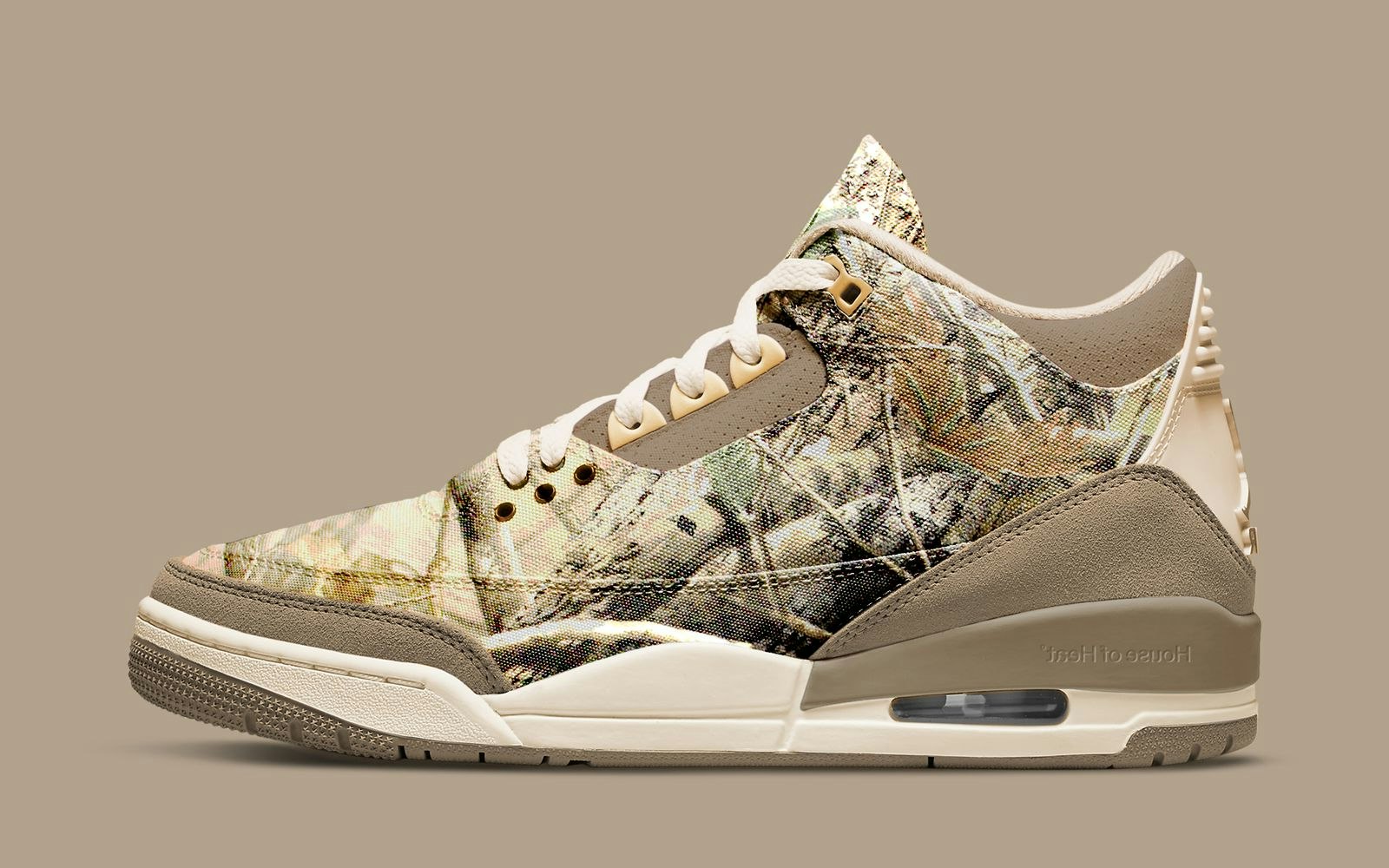 Air Jordan 3 Retro "Realtree Camo"