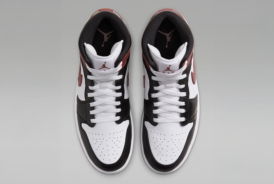 Air Jordan 1 Mid "Dark Pony"