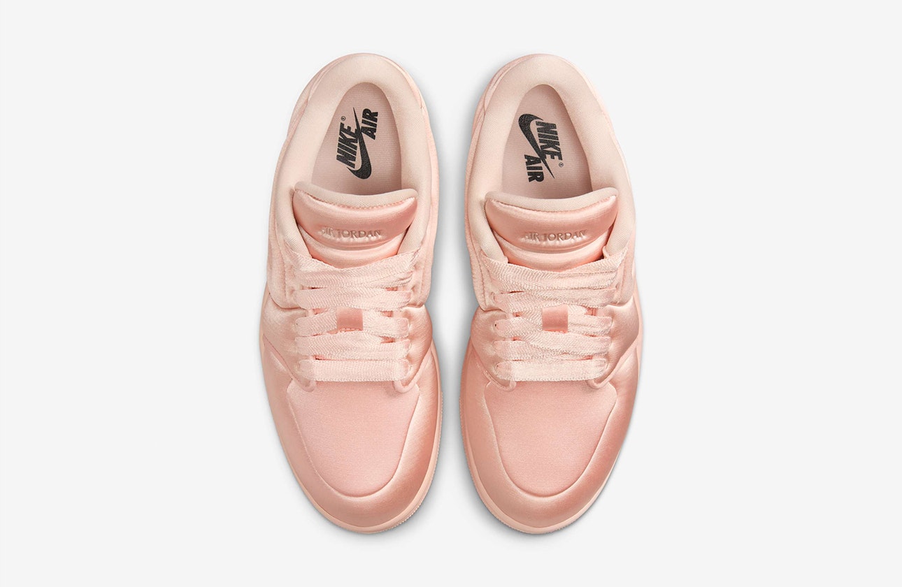 Air Jordan 1 Low MM "Washed Coral"