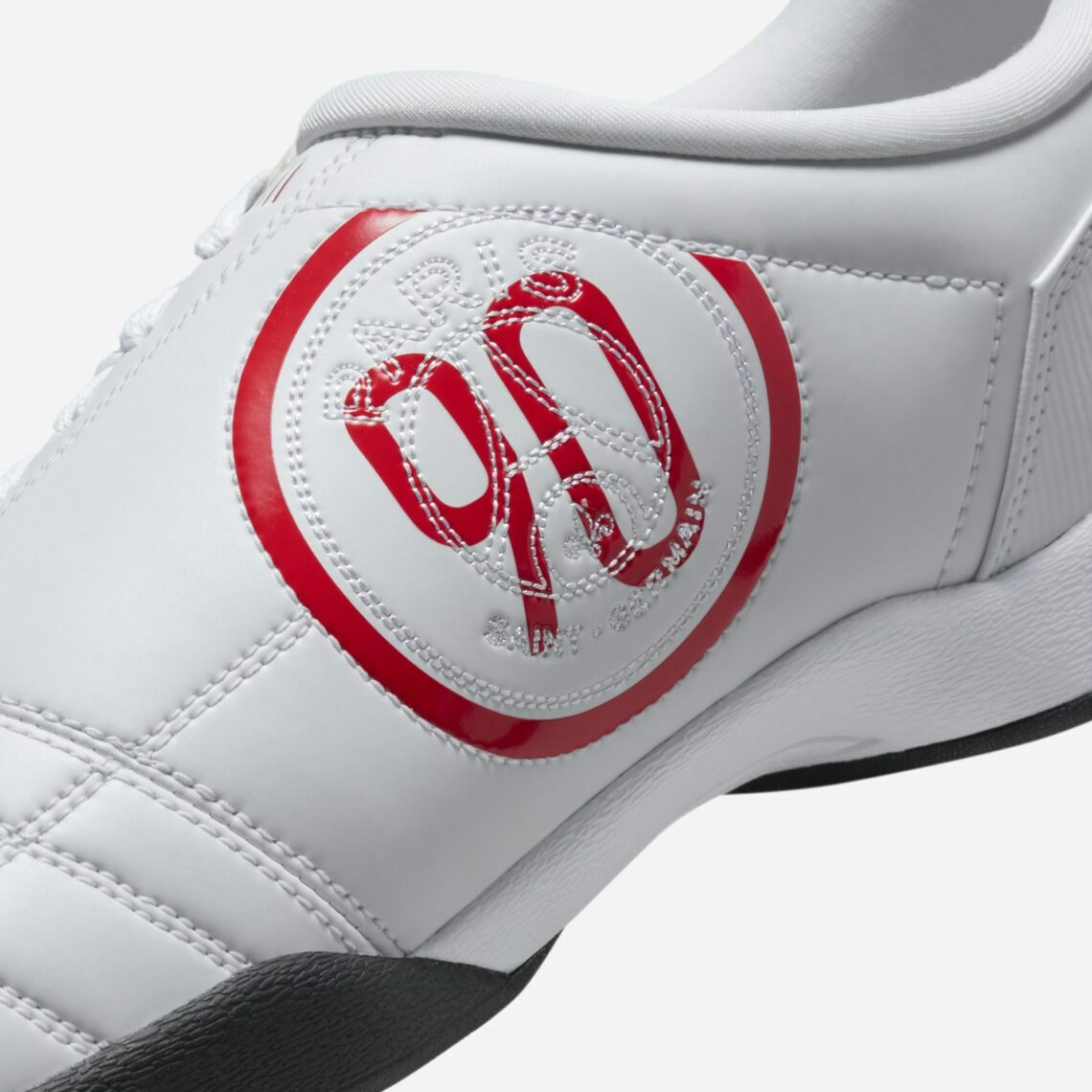 PSG x Nike Total 90 III "Challenge Red"