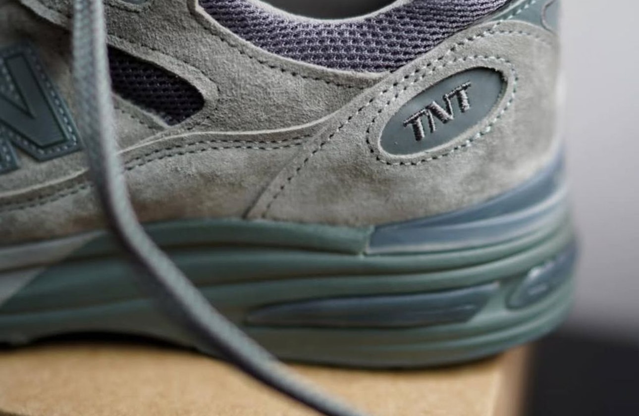 thisisneverthat x New Balance 991v2 "Made in UK" (Grey Tones)