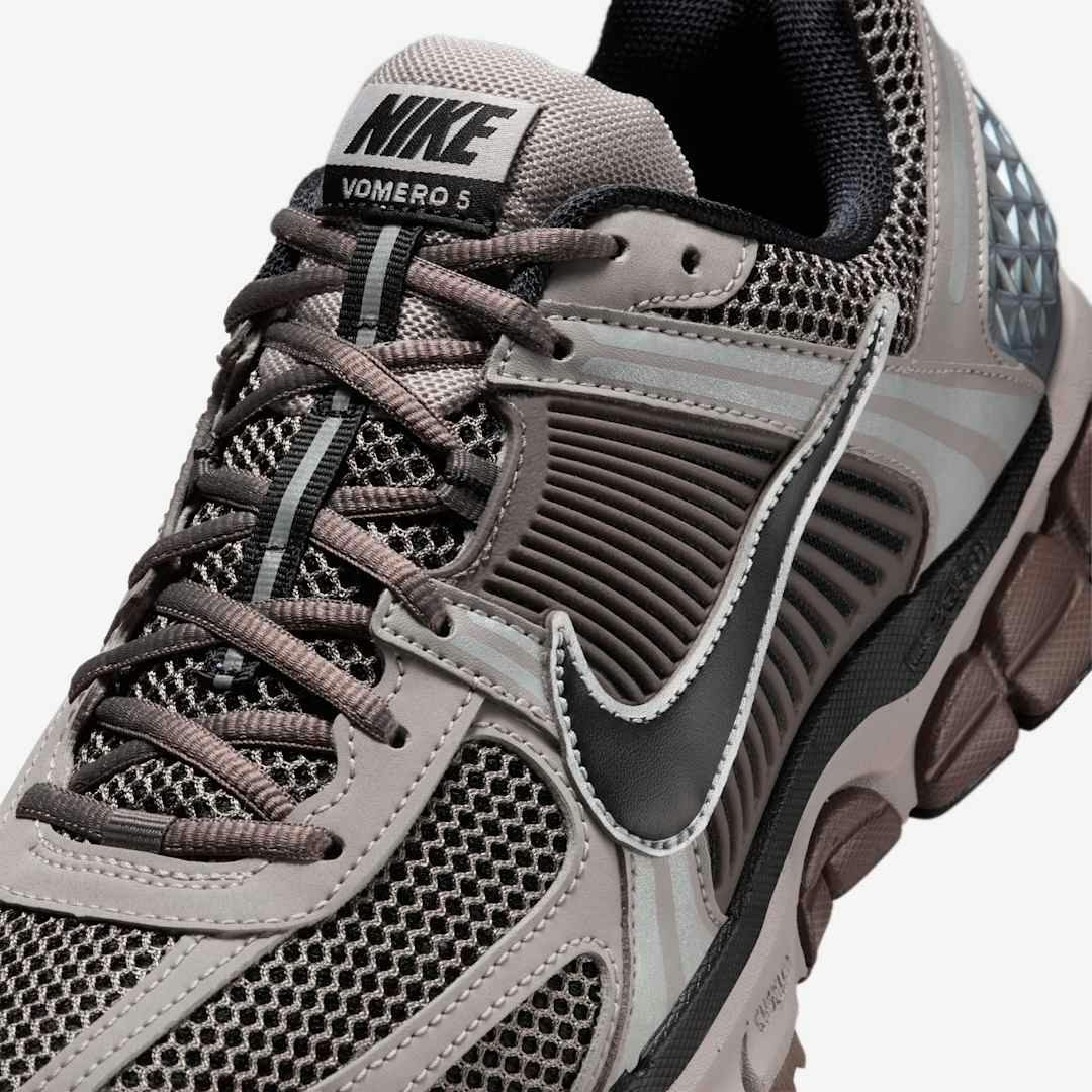 Nike Zoom Vomero 5 "Dark Violet Ore"